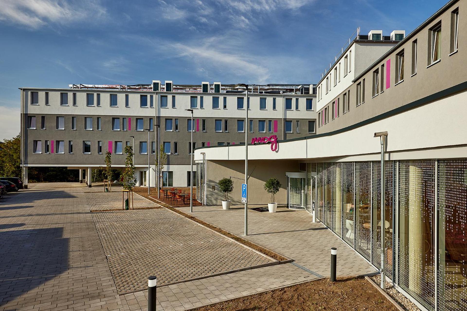 Moxy Karlsruhe Hotel Exterior photo